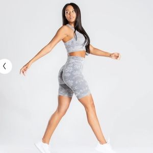 Womens Best Camo Cycling Seamless Shorts